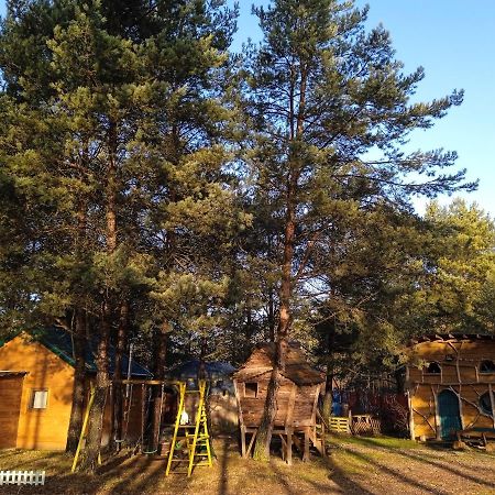 Отель Midgard Osiecznica Экстерьер фото